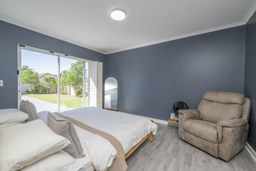 4 Bedroom Property for Sale in Pinehurst Western Cape